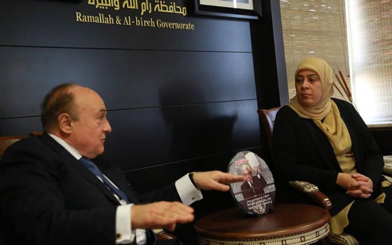 بالصور: حملة تشجيعية للضرائب برام الله