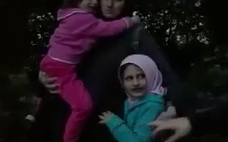 بالفيديو: عائلة فلسطينية تضطهد لإسلامها بهولندا
