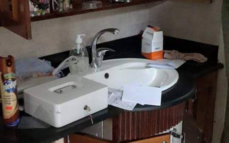 صور: الاحتلال يعتقل مواطن بالضفة