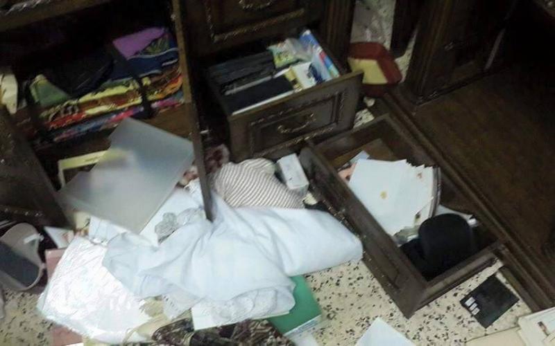 صور: الاحتلال يعتقل مواطن بالضفة