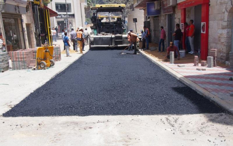 صور: بلدية رام الله تفتتح شارع السهل