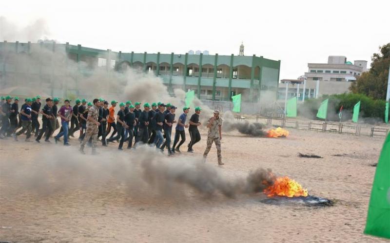 بالصور: "إسرائيل" قلقه من مخيمات حماس