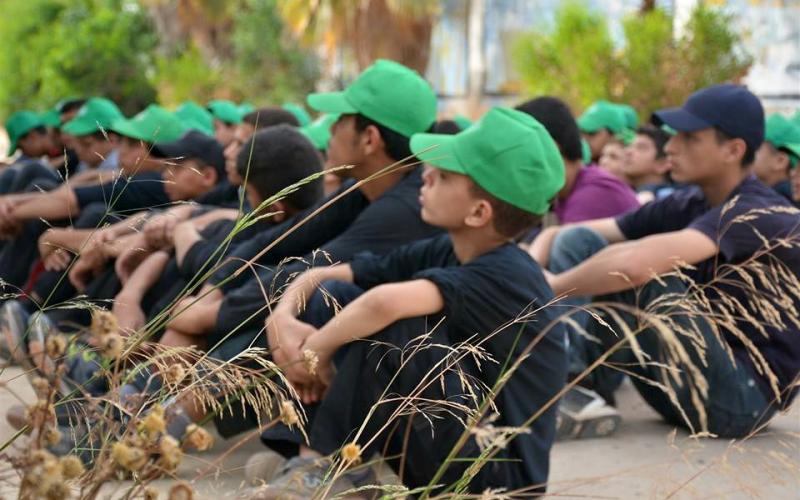 بالصور: "إسرائيل" قلقه من مخيمات حماس