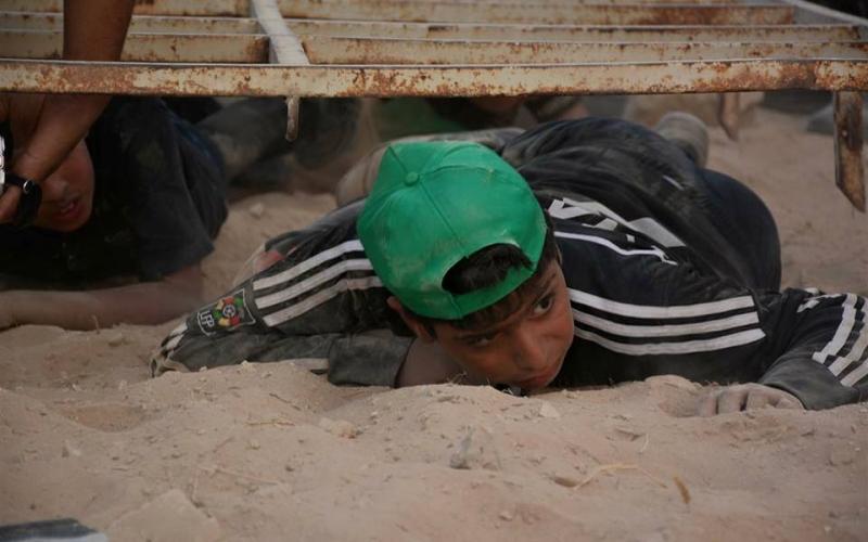 بالصور: "إسرائيل" قلقه من مخيمات حماس
