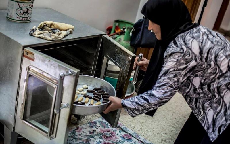 صور: الكعك يحمي سورية من السؤال بالأردن