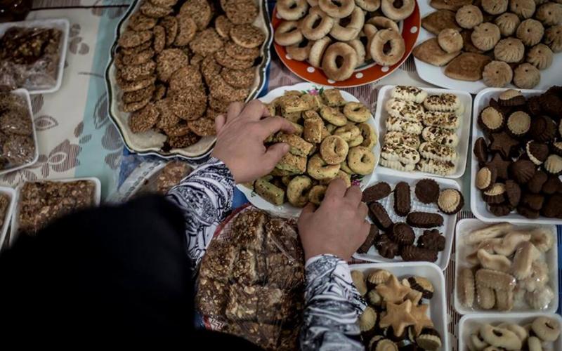 صور: الكعك يحمي سورية من السؤال بالأردن