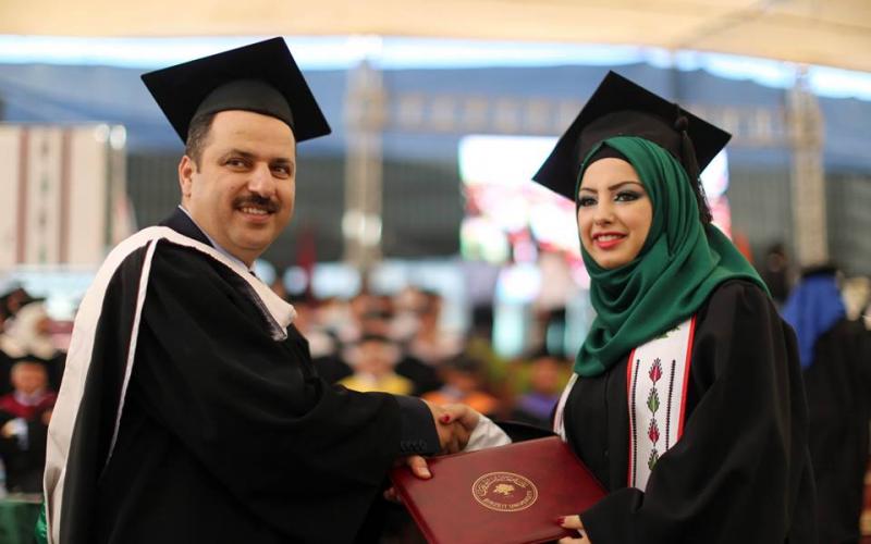 صور: "بيرزيت" تحتفل بتخريج طلبتها‎