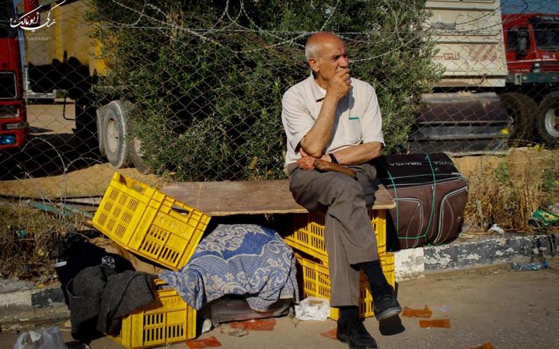 صور: معاناة الغزيين على معبر رفح