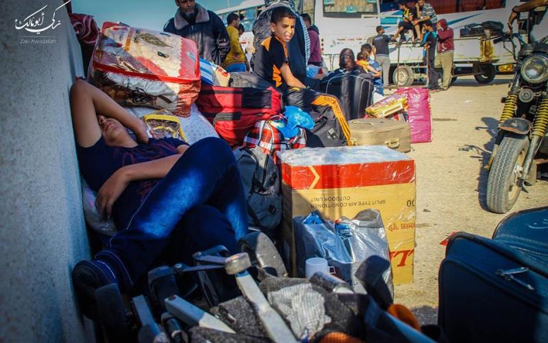 صور: معاناة الغزيين على معبر رفح