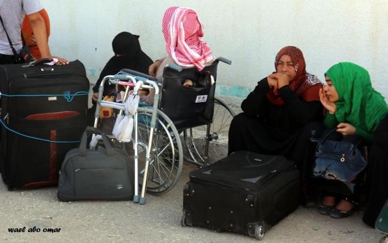صور: معاناة الغزيين على معبر رفح