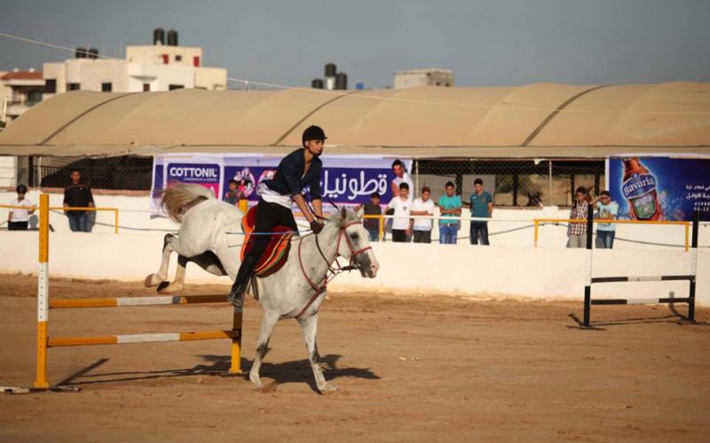 صور: مسابقة في نادي الفروسية بغزة