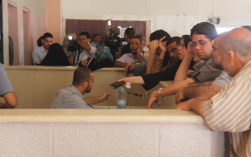 صور: معاناة الغزيين على معبر رفح مستمرة