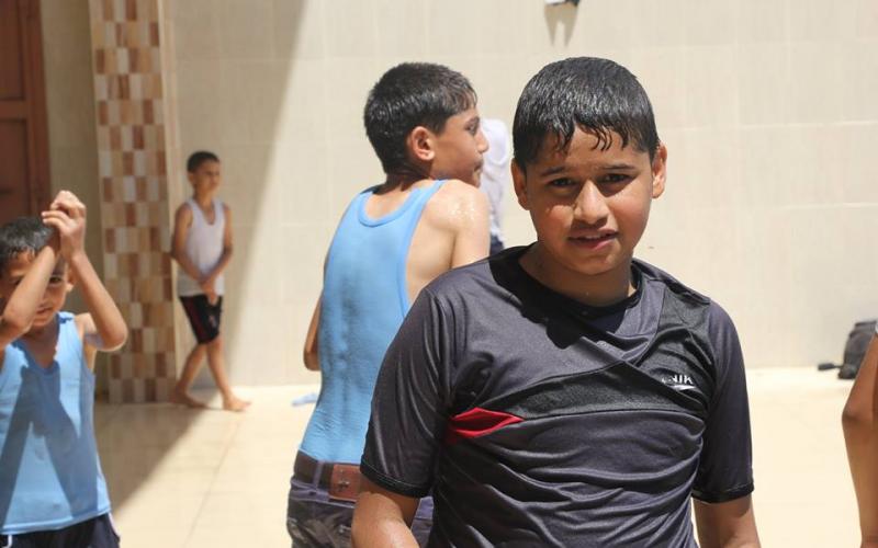 صور: "الكتلة" تنظم رحلة ترفيهية بالفاخورة