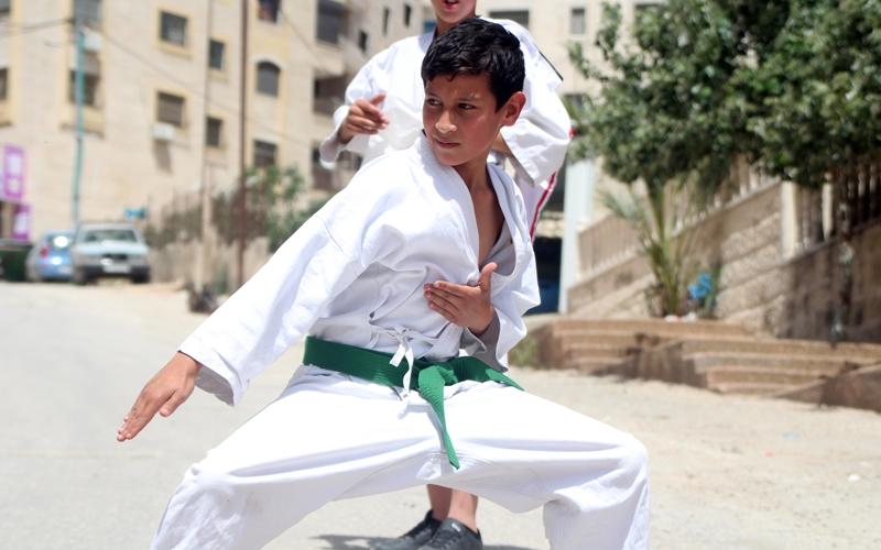 صور: أطفال القدس يتعلمون الدفاع عن النفس