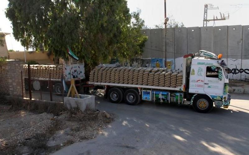 صور: دخول الإسمنت المصري لغزة