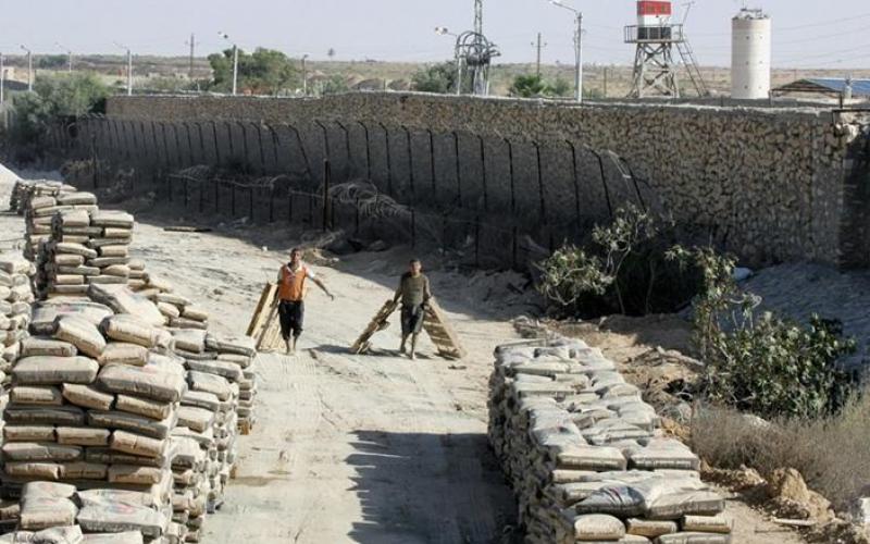 صور: دخول الإسمنت المصري لغزة