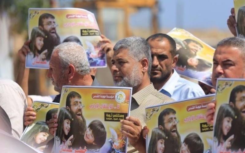 صور: وقفة تضامنية مع "عدنان" ببيت حانون