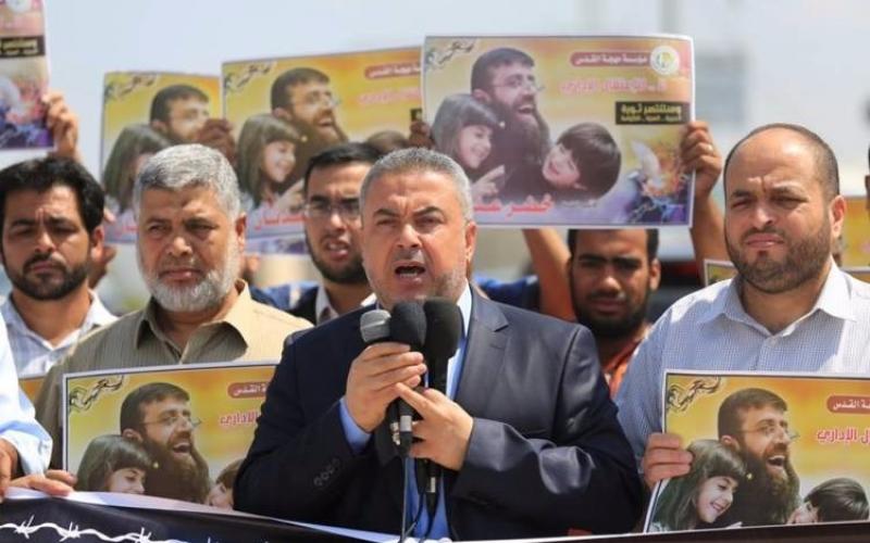 صور: وقفة تضامنية مع "عدنان" ببيت حانون