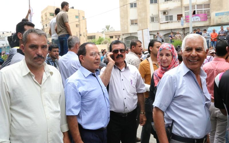 صور: اللجان الشعبية تحتج على "الأنروا"