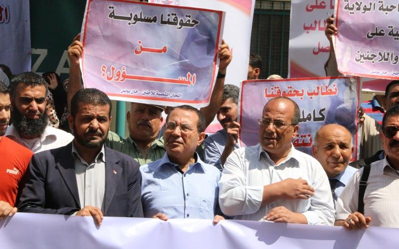 صور: اللجان الشعبية تحتج على "الأنروا"