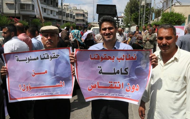 صور: اللجان الشعبية تحتج على "الأنروا"