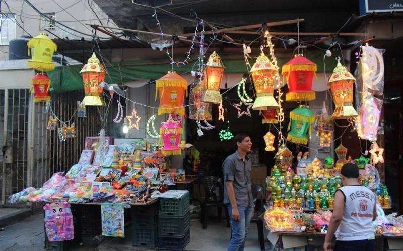 صور: أسواق غزة تتزين لاستقبال رمضان
