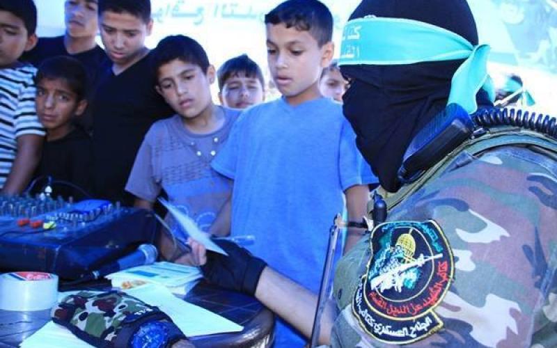 صور: نقطة تسجيل لمخيمات "طلائع التحرير"