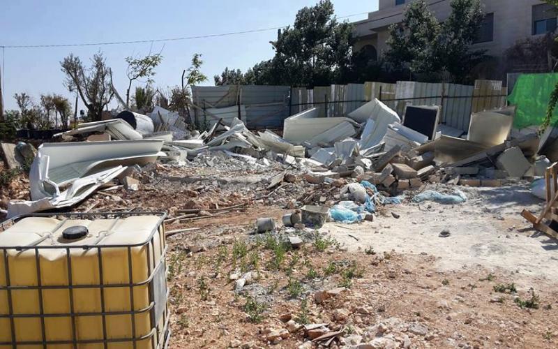صور: الاحتلال يهدم منزلا في بيت حنينا