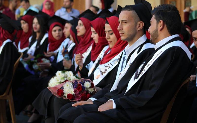 صور: تخريج الفوج الثلاثين من طلاب كلية الأمة بالقدس