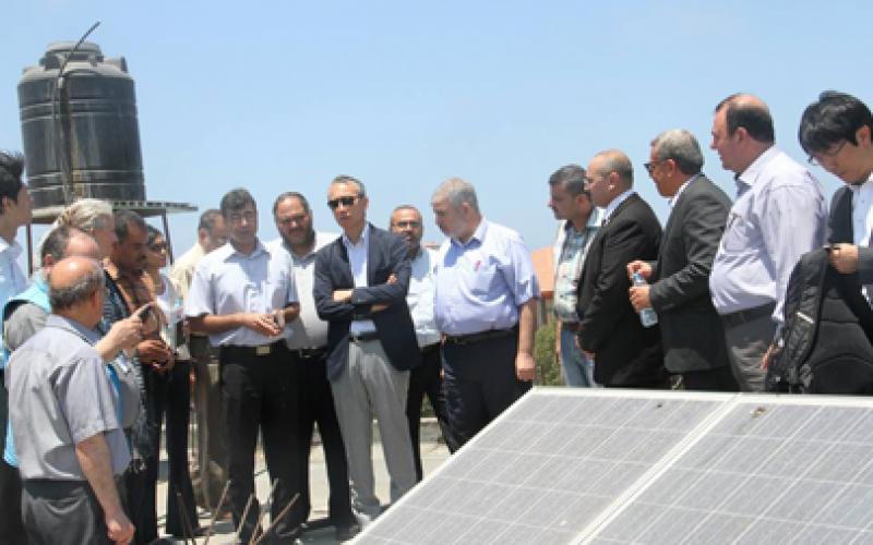 السفير الياباني يزور مجمّع الشفاء الطبي بغزة