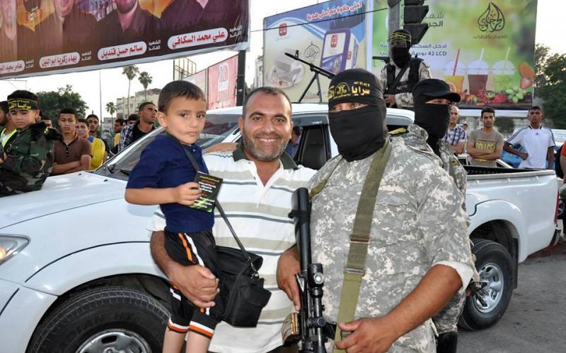 صور: حملة إفطار للصائمين تنفذها سرايا القدس