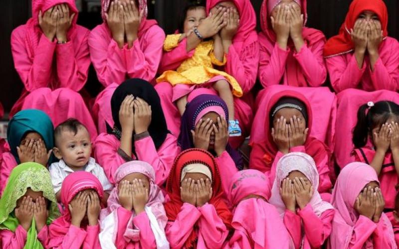 صور: الفلبين تستقبل رمضان بالألوان