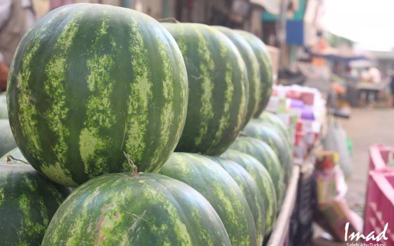 صور: أجواء رمضان في أسواق الخليل