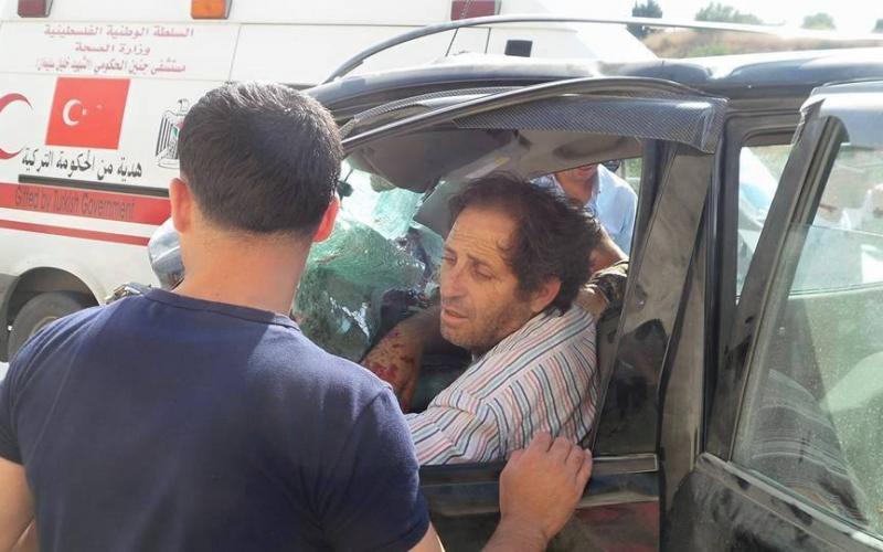 صور: إصابتان بحادث مروع جنوب جنين