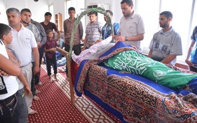 صور: حماس تشيع أحد قادتها في خانيونس