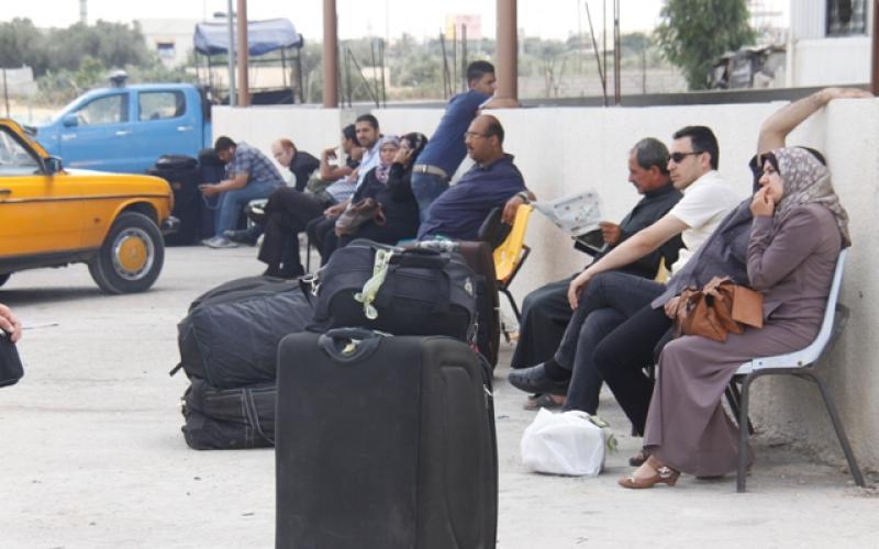 صور: حركة المسافرين على معبر رفح اليوم