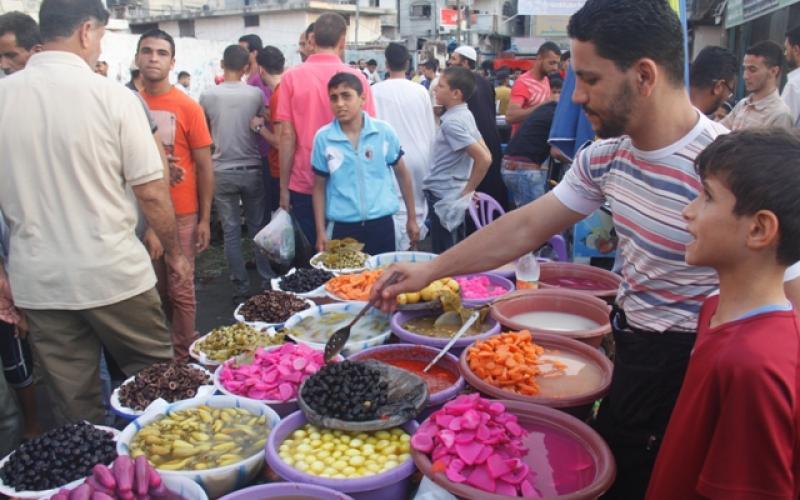صور: أجواء رمضان في محافظة "رفح"