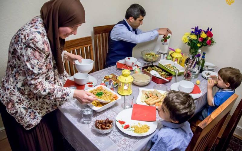 صور: عائلة من غزة تحتفي برمضان في لندن