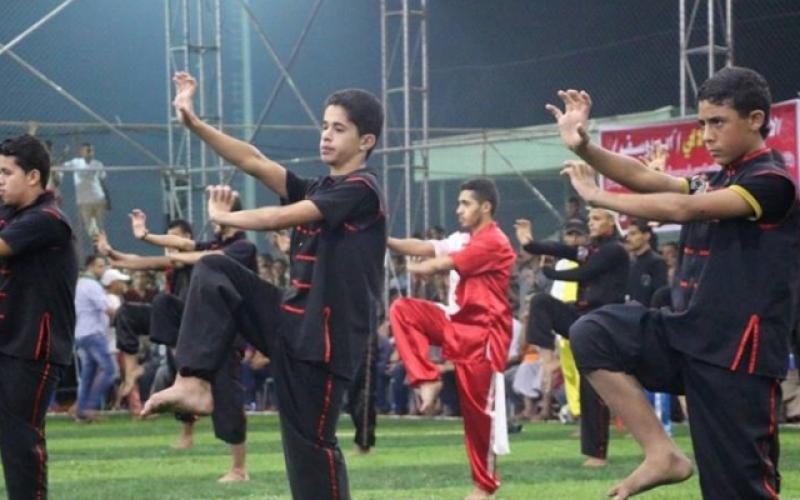 صور: افتتاح ملعب شباب رفح المعشب