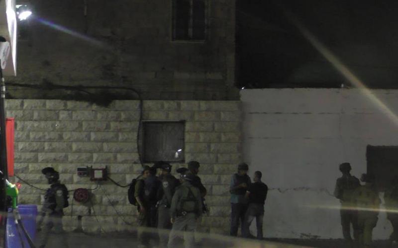 صور: جنود الاحتلال يقتحمون "بيت أمر" بالخليل
