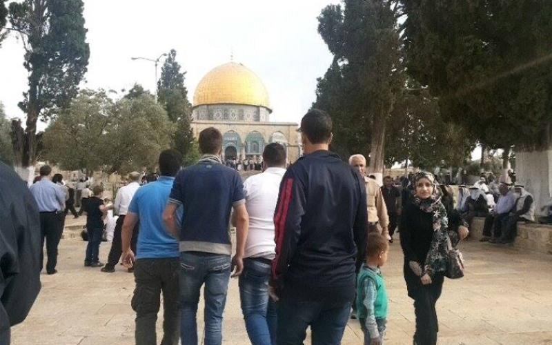 صور: بدء توافد المصلين للأقصى
