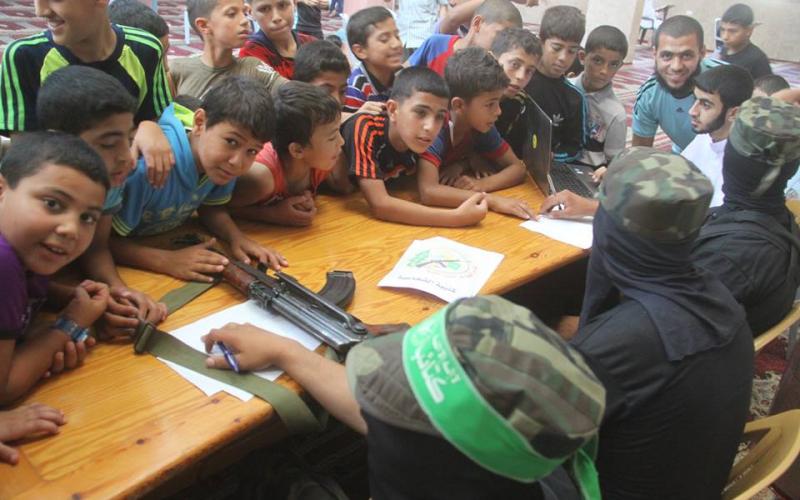 صور: القسام يبدأ التسجيل بـ"طلائع التحرير"