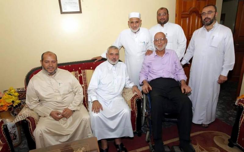 صور: هنية في ضيافة رئيس الجامعة الإسلامية الأسبق