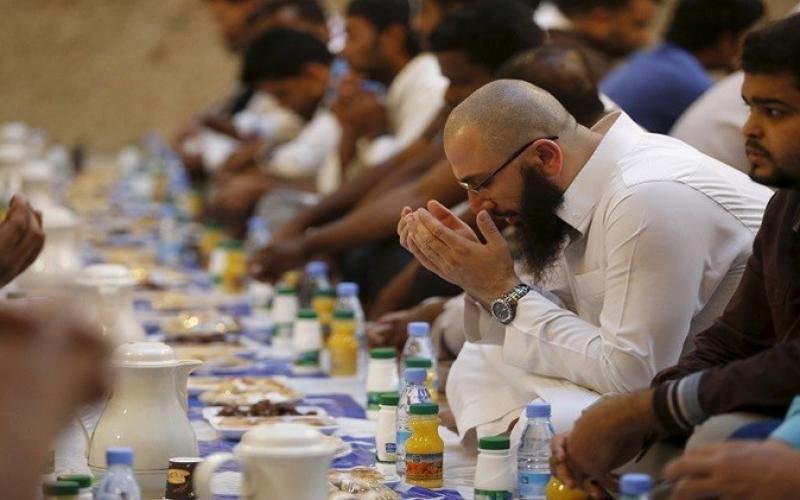 صور: أجواءٌ رمضانية في البلاد الإسلامية