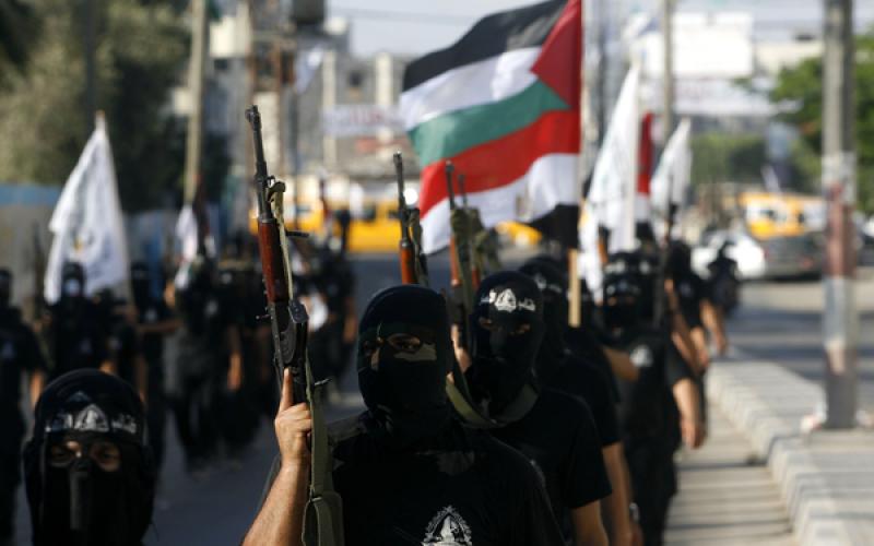 صور.. عرض عسكري لحركة "الأحرار" بغزة