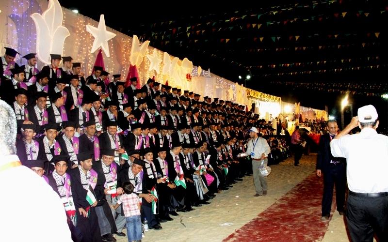 صور.. تخريج طلبة جامعة القدس المفتوحة بغزة