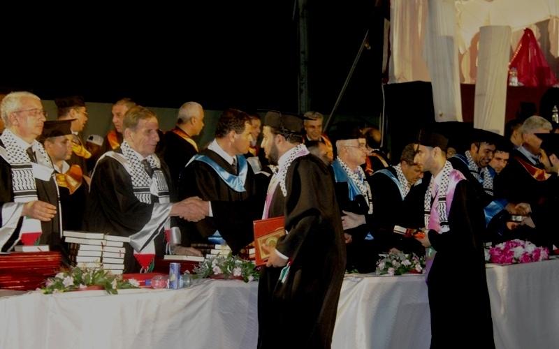 صور.. تخريج طلبة جامعة القدس المفتوحة بغزة