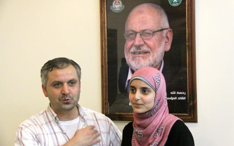 بالصور..حفيدة شمعة تهدي تفوقها لروح جدها ولهنية
