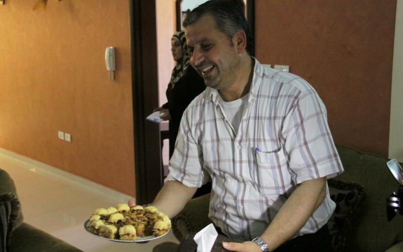 بالصور..حفيدة شمعة تهدي تفوقها لروح جدها ولهنية