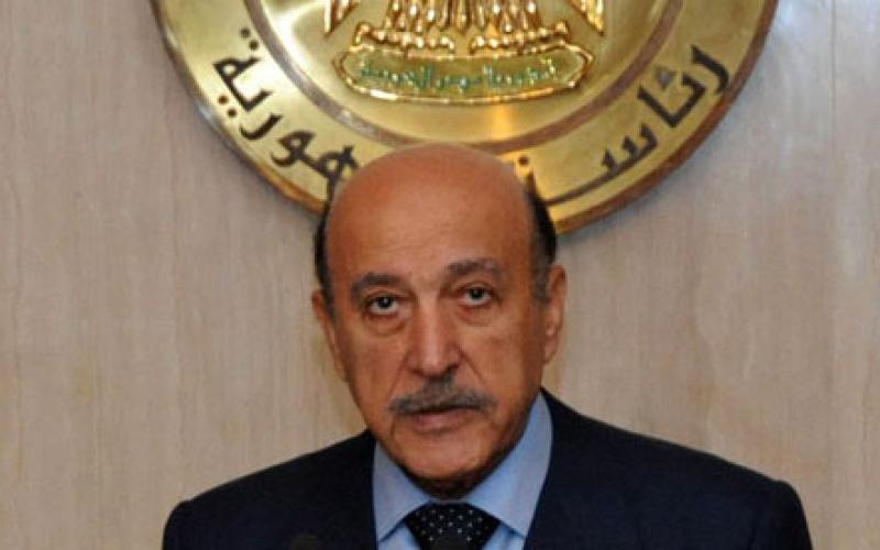 بالصور والفيديو.. عمر سليمان سيرة ومسيرة